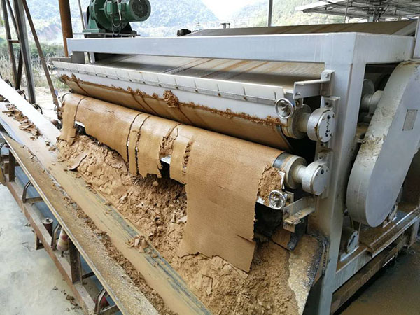 洗砂廠污泥脫水帶式壓濾機(jī)